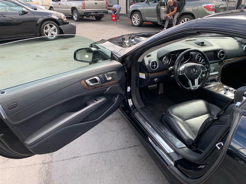 Mercedes-Benz SL-Class SL550R 2013