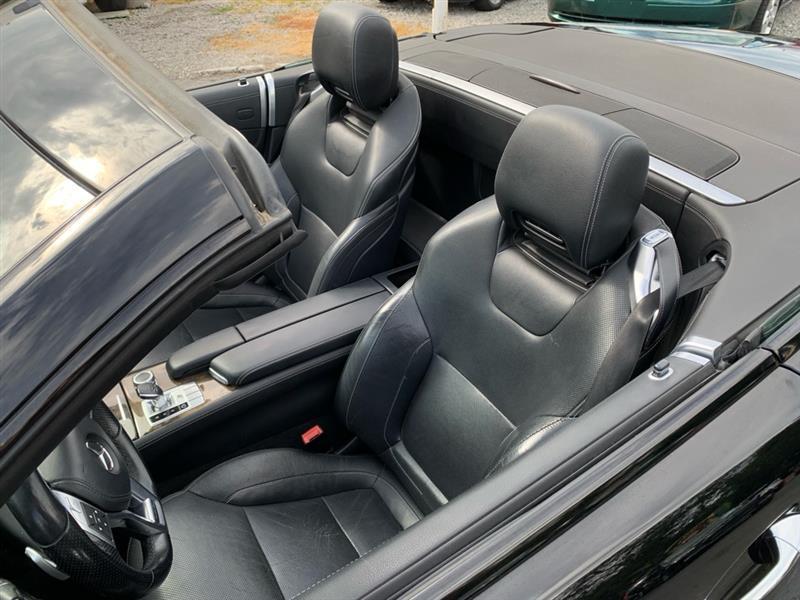 Mercedes-Benz SL-Class SL550R 2013