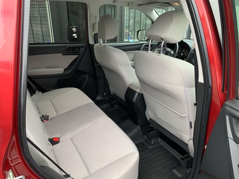 Subaru Forester 2.5i Premium 2015