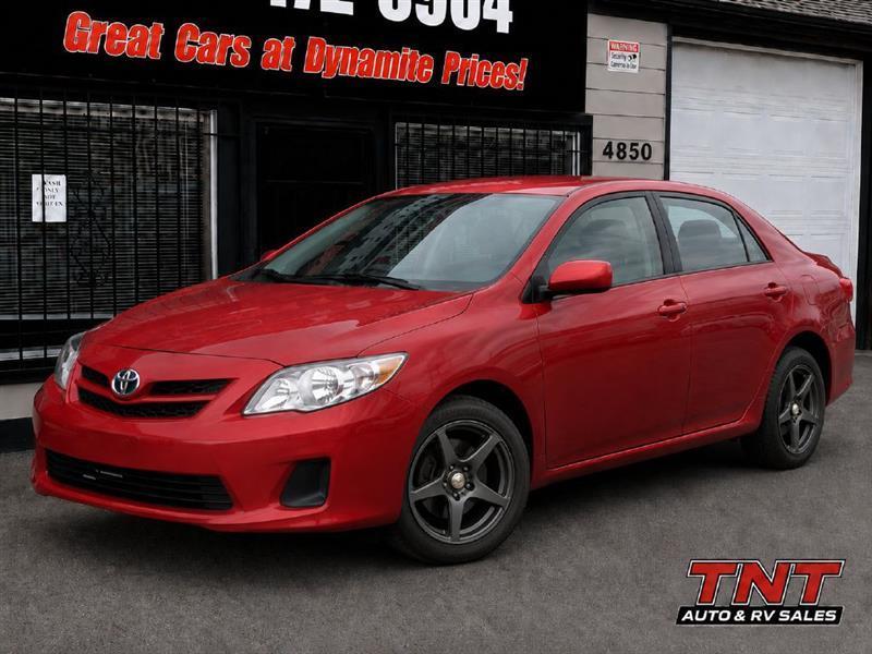 Toyota Corolla S 5-Speed MT 2012