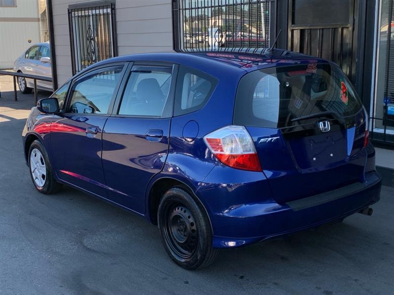 Honda Fit 5-Speed AT 2012