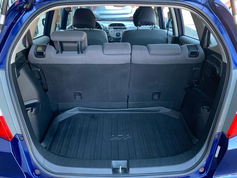 Honda Fit 5-Speed AT 2012