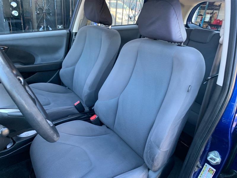 Honda Fit 5-Speed AT 2012