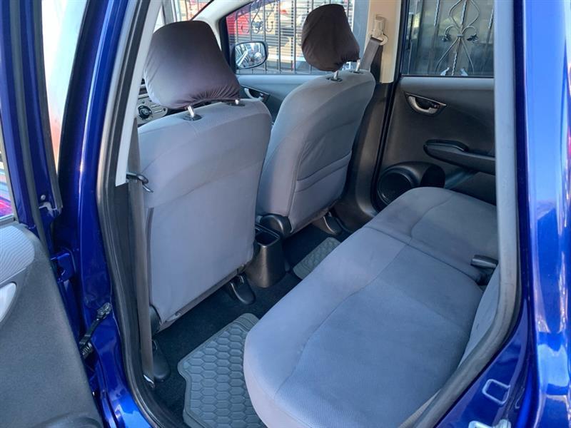 Honda Fit 5-Speed AT 2012