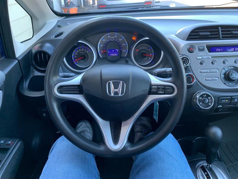Honda Fit 5-Speed AT 2012