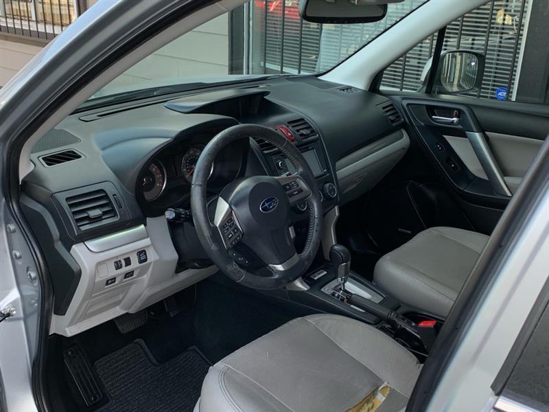 Subaru Forester 2.5i Limited 2015
