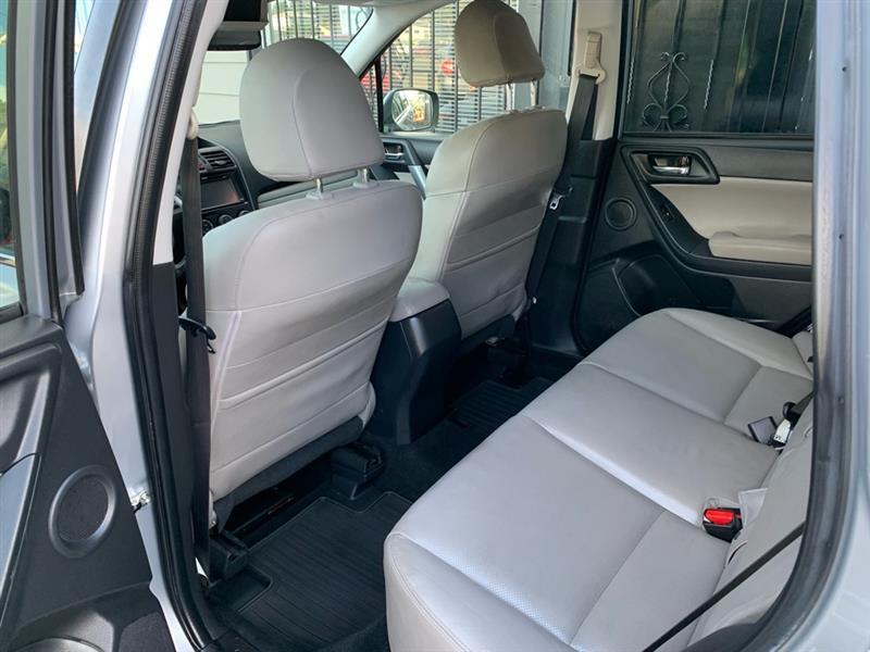 Subaru Forester 2.5i Limited 2015