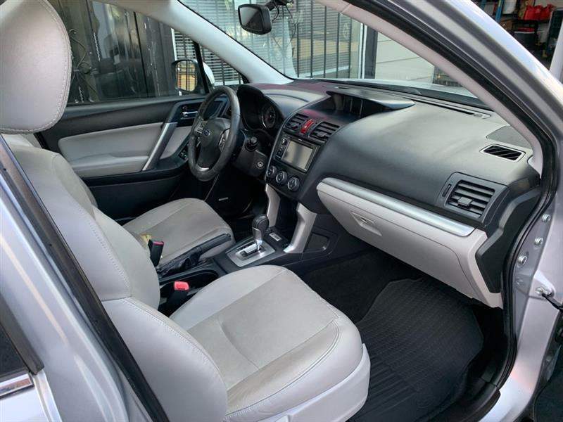 Subaru Forester 2.5i Limited 2015