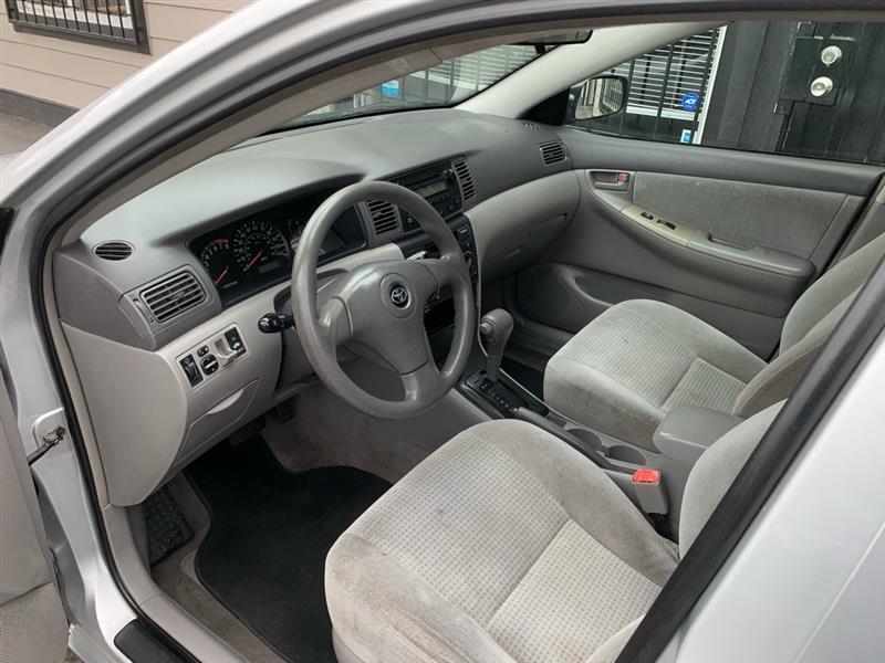 Toyota Corolla CE 2006