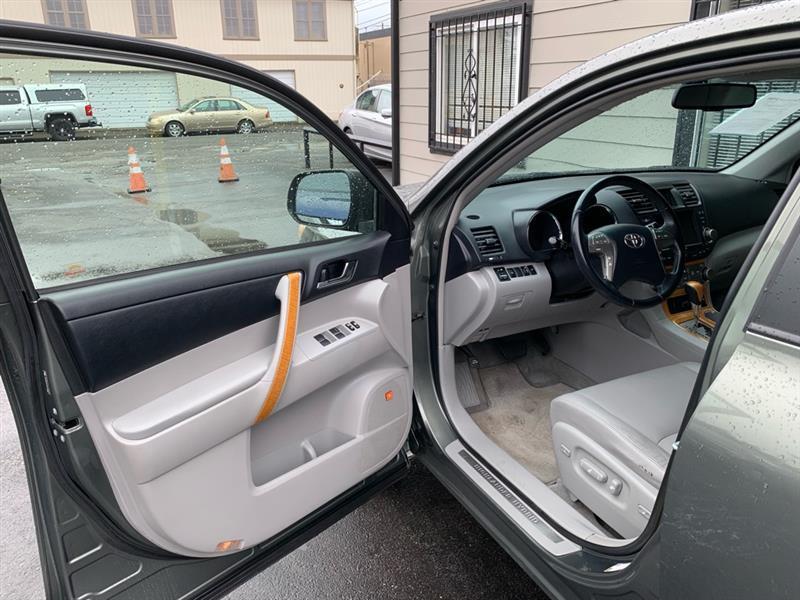 Toyota Highlander Hybrid Limited 4WD 2008