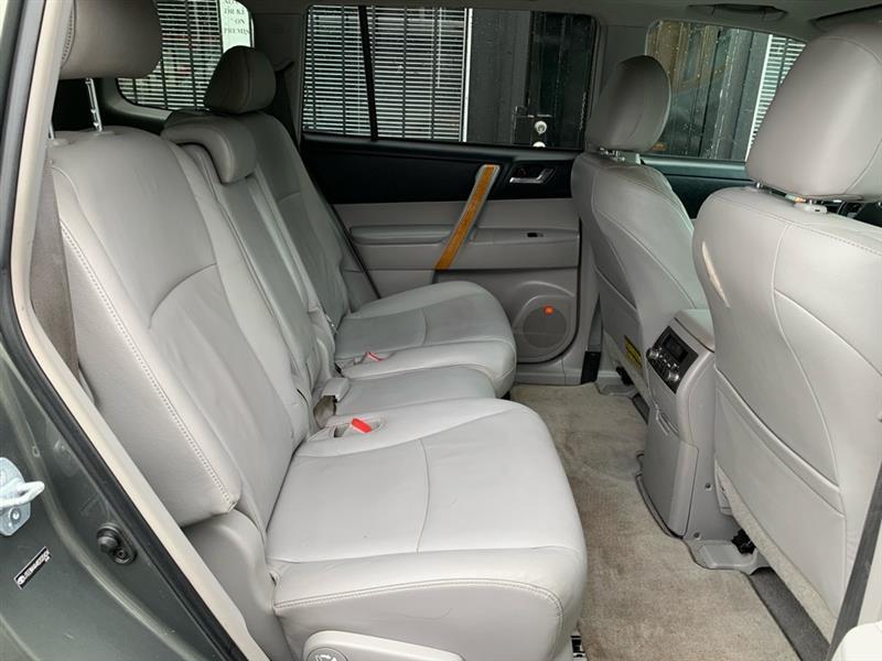 Toyota Highlander Hybrid Limited 4WD 2008
