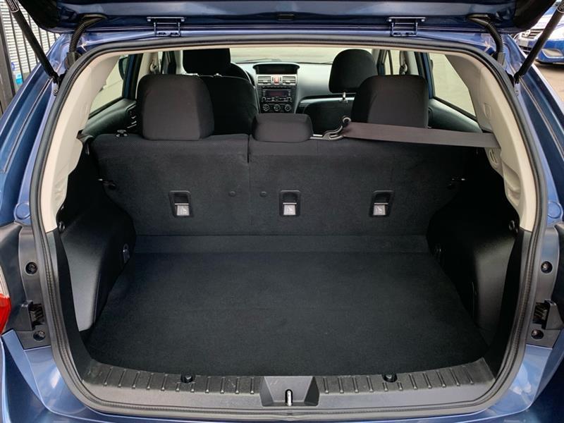 Subaru Impreza Base 5-Door 2012