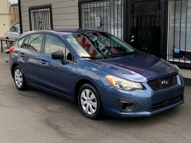 Subaru Impreza Base 5-Door 2012