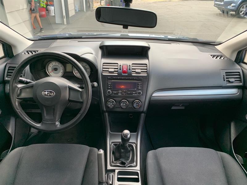 Subaru Impreza Base 5-Door 2012