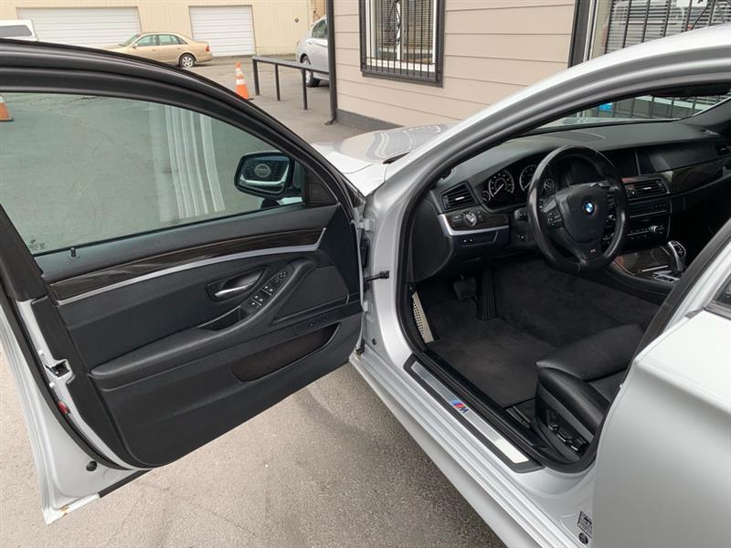 BMW 5-Series 535i 2013