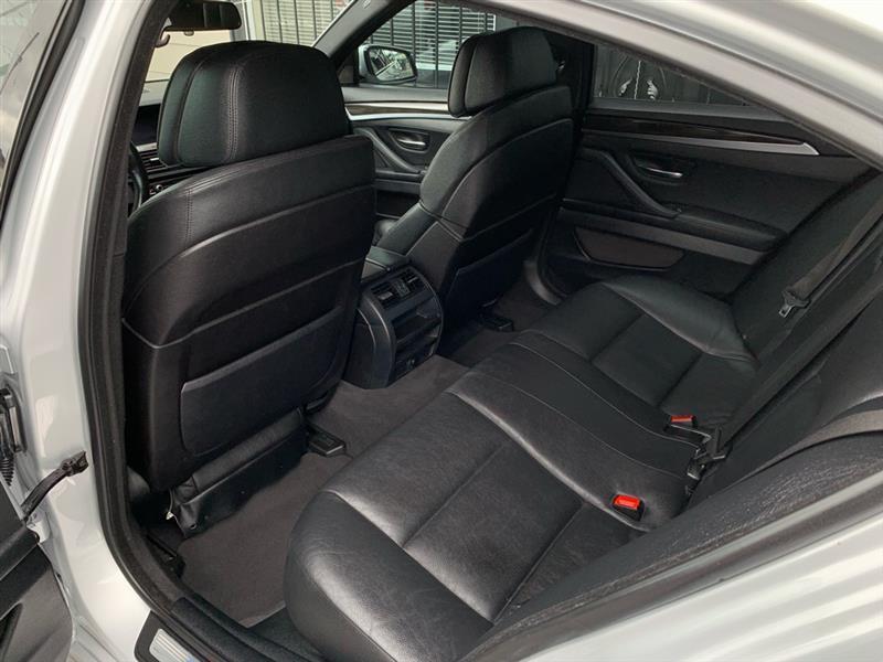 BMW 5-Series 535i 2013