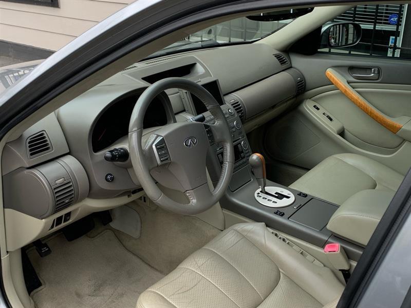 Infiniti G35 Sedan 2004