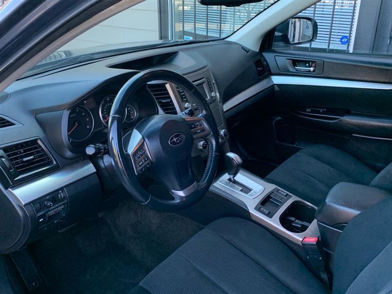 Subaru Outback 2.5i Premium 2014