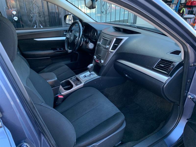 Subaru Outback 2.5i Premium 2014