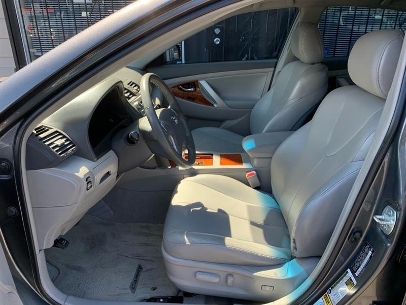 Toyota Camry XLE 2008