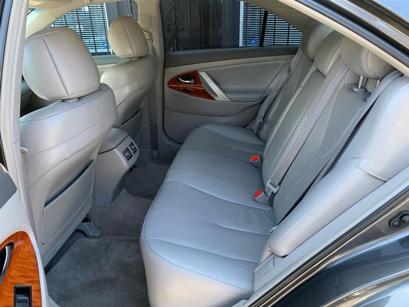 Toyota Camry XLE 2008