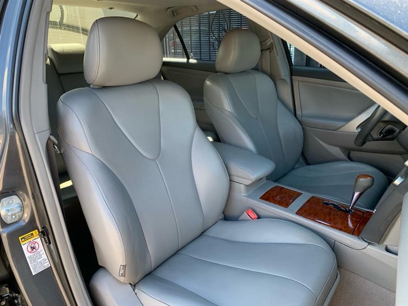 Toyota Camry XLE 2008