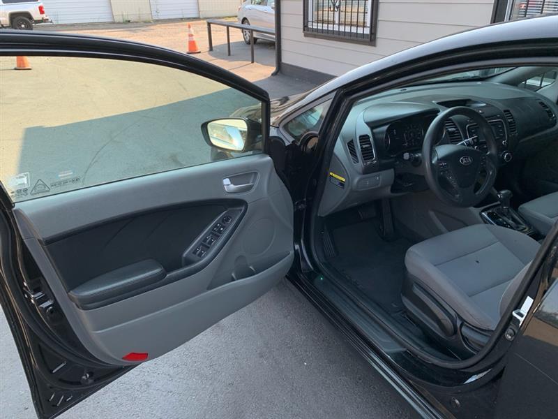Kia Forte LX 6M 2018