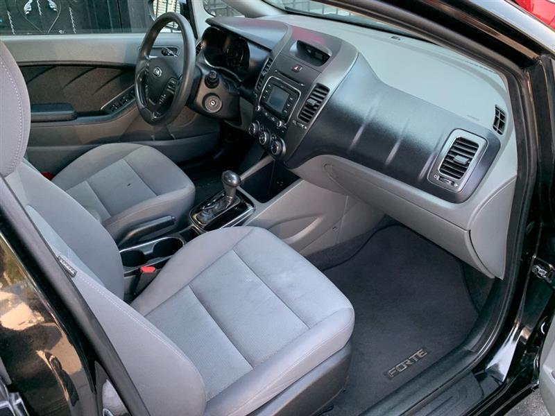 Kia Forte LX 6M 2018