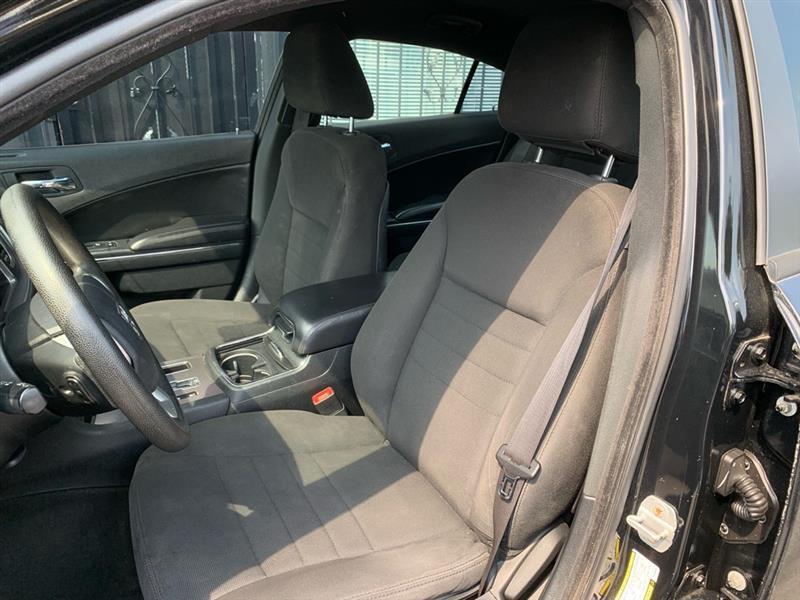 Dodge Charger SE 2014