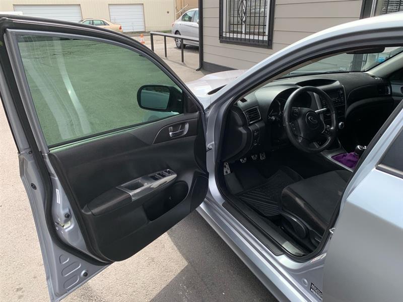Subaru Impreza WRX 5-Door 2013