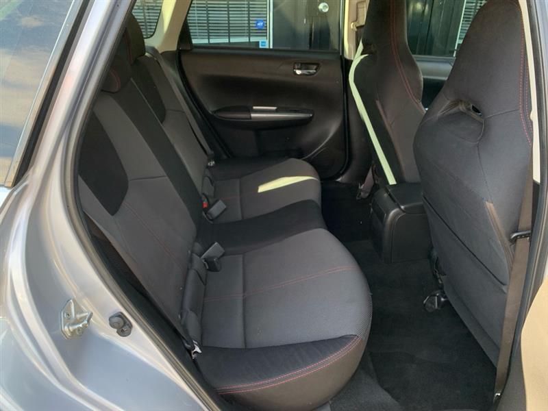 Subaru Impreza WRX 5-Door 2013