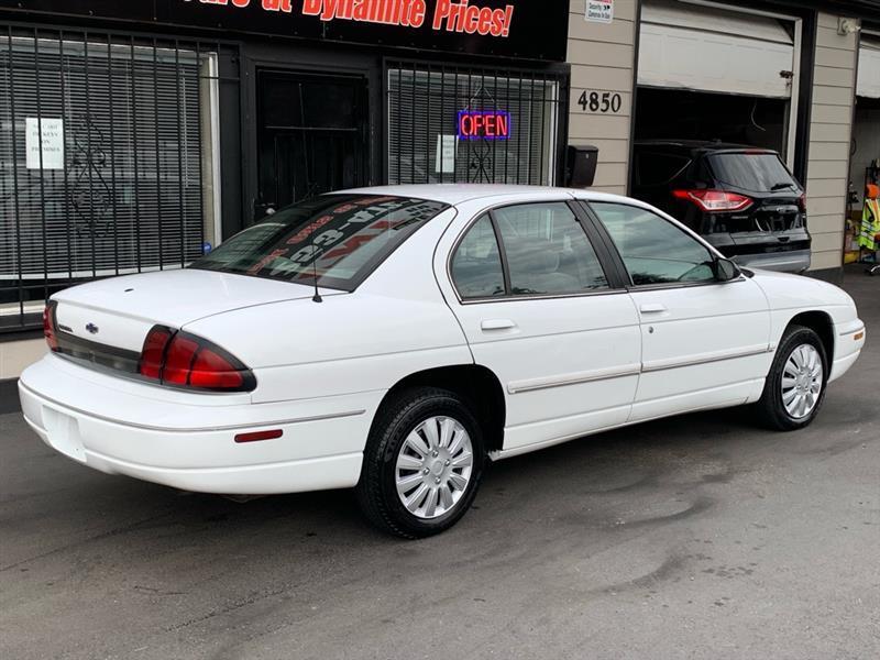 Chevrolet Lumina Base 2000