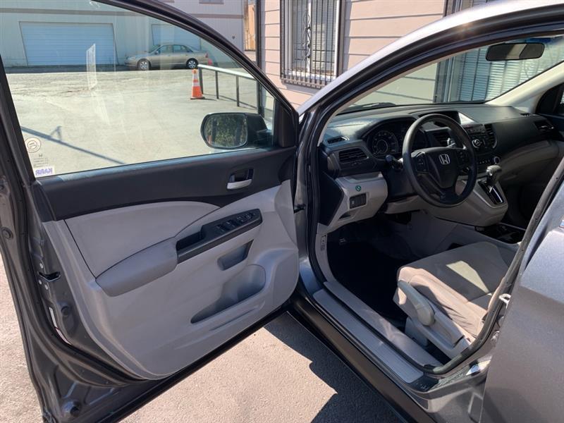 Honda CR-V LX 2WD 5-Speed AT 2013