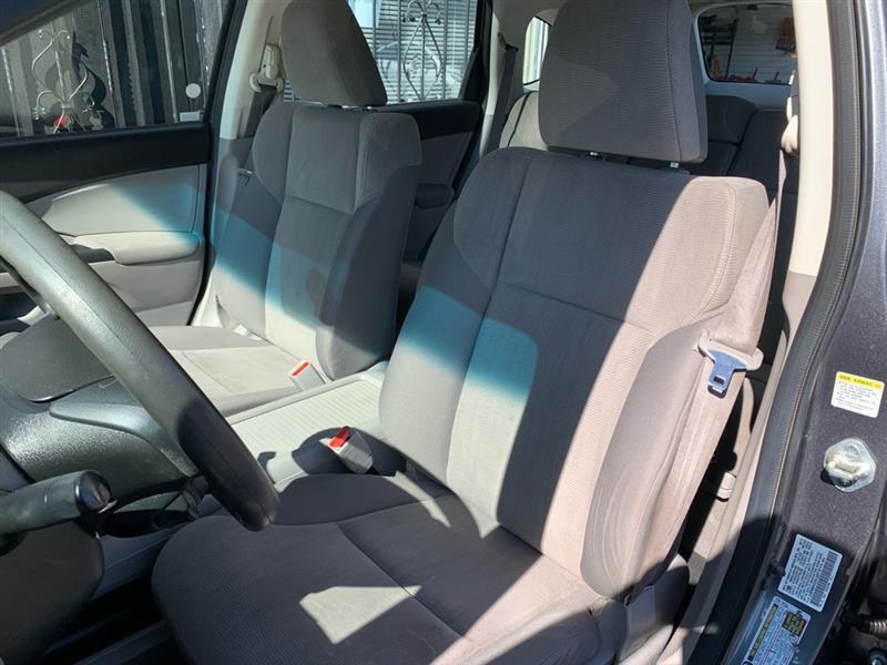 Honda CR-V LX 2WD 5-Speed AT 2013