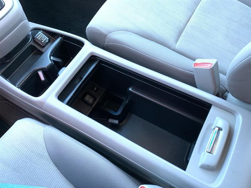 Honda CR-V LX 2WD 5-Speed AT 2013