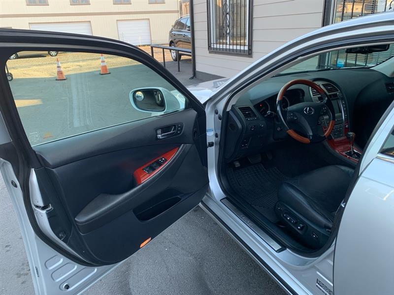 Lexus ES 350 Sedan 2009