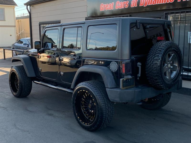 Jeep Wrangler Unlimited Rubicon 4WD 2011