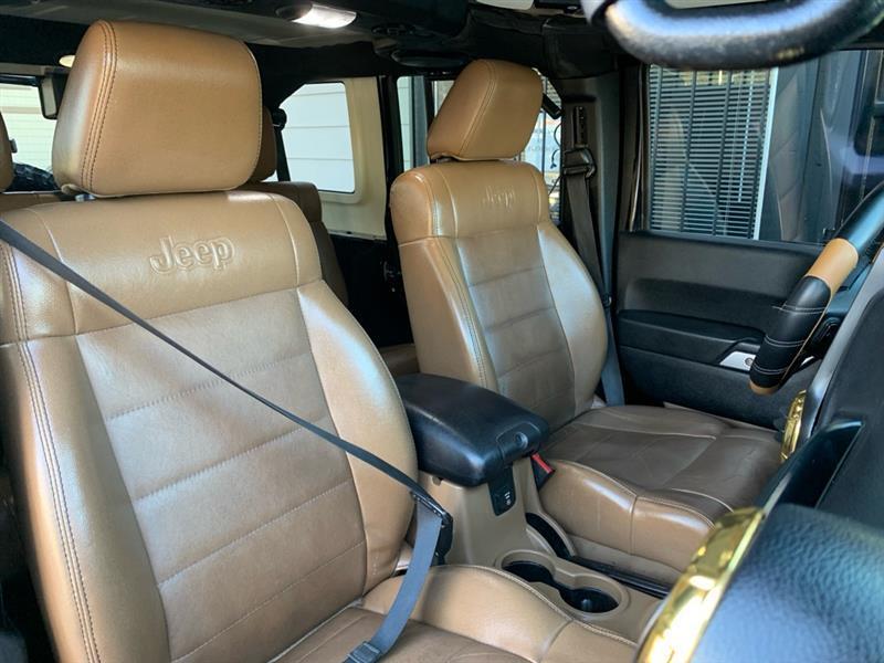 Jeep Wrangler Unlimited Rubicon 4WD 2011