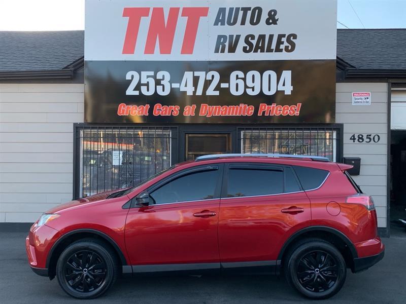 Toyota RAV4 LE AWD 2017