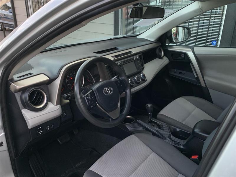 Toyota RAV4 LE AWD 2013