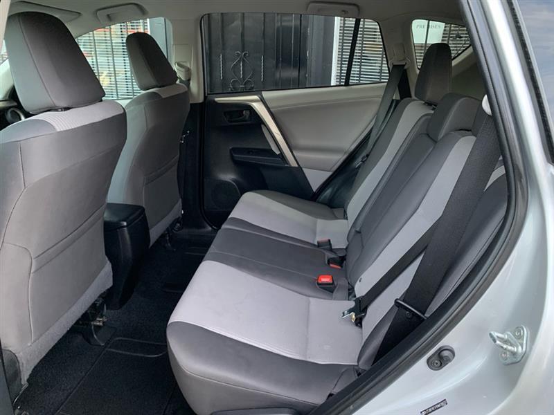 Toyota RAV4 LE AWD 2013