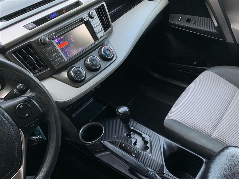 Toyota RAV4 LE AWD 2013