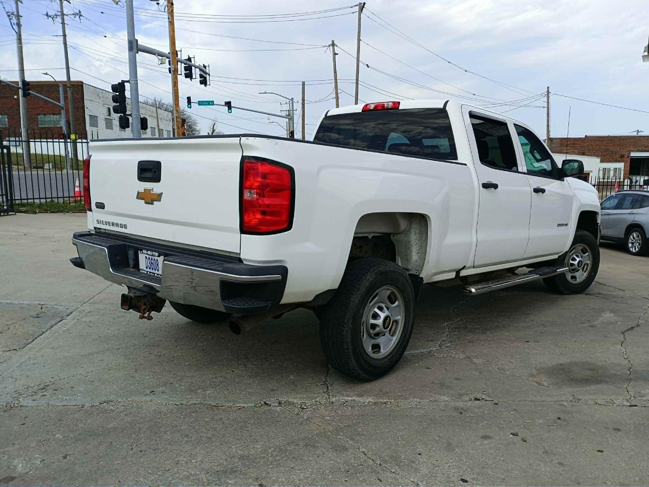 Chevrolet Silverado 2500HD Work Truck Crew Cab 2WD 2016