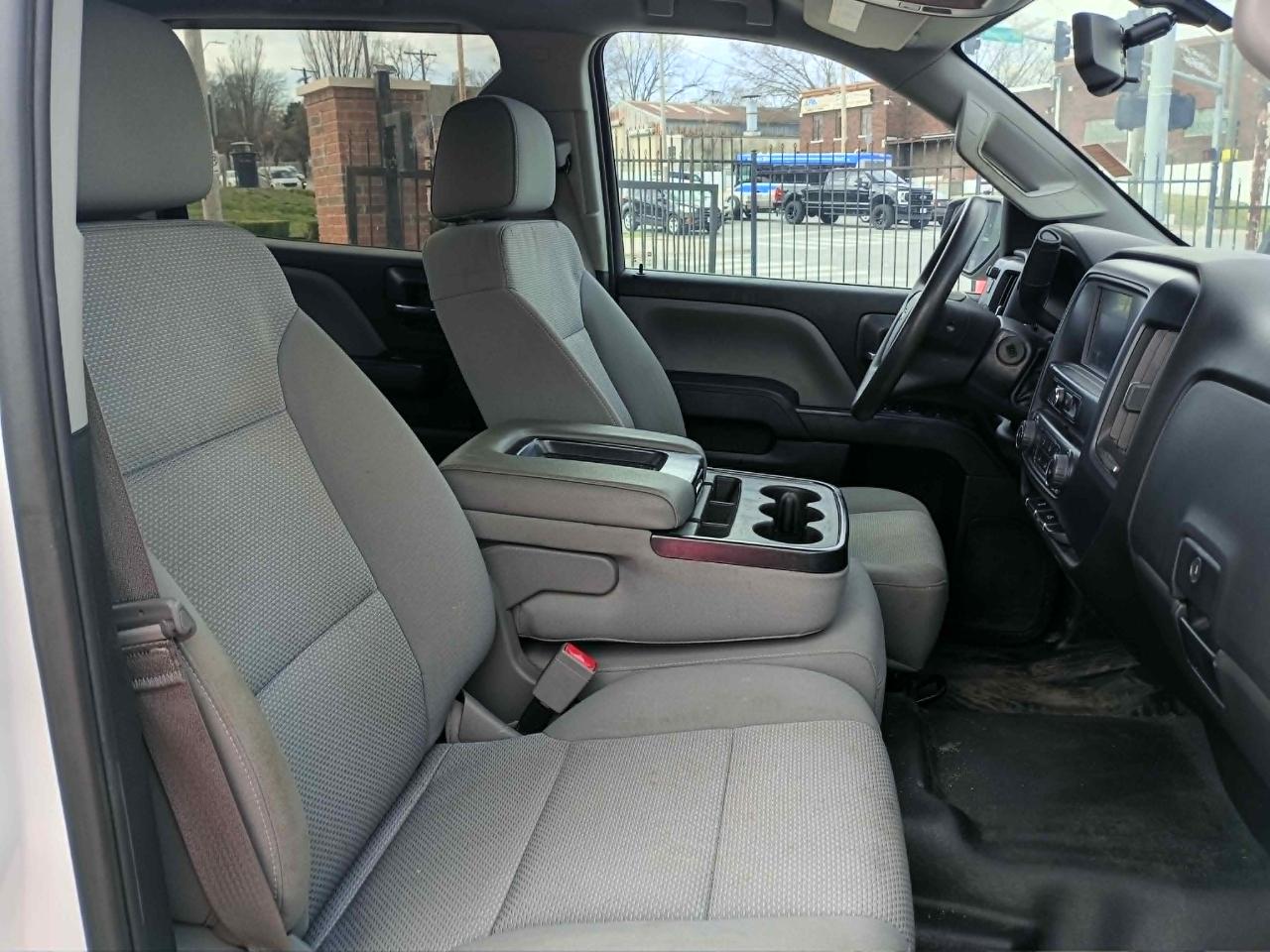 Chevrolet Silverado 2500HD Work Truck Crew Cab 2WD 2016