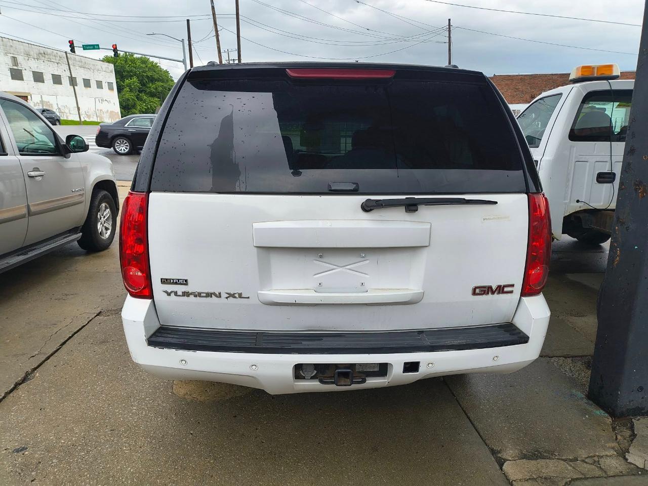 GMC Yukon XL 1500 2008