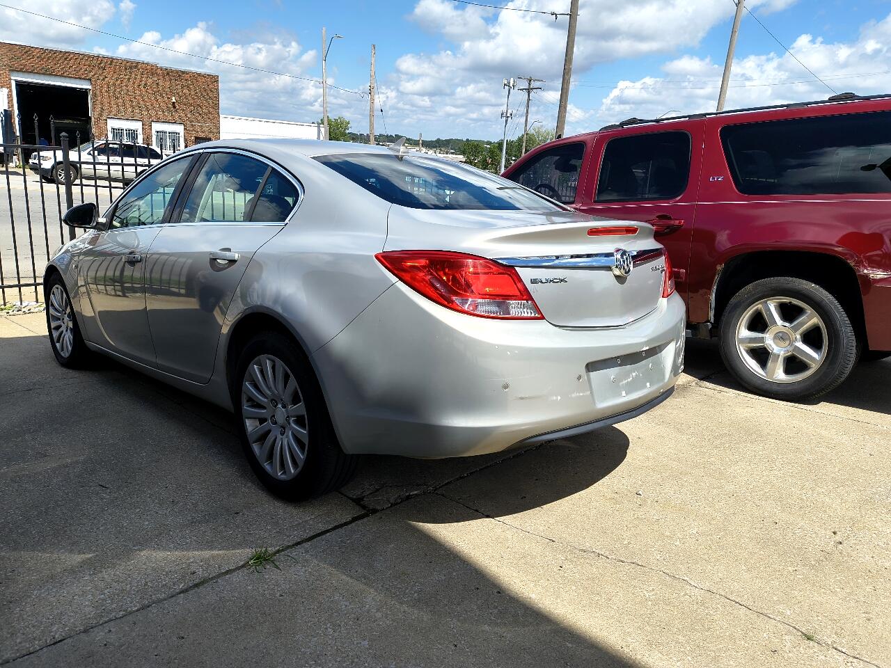 Buick Regal CXL - 6XL 2011 Buick Regal CXL - 6XL 2011