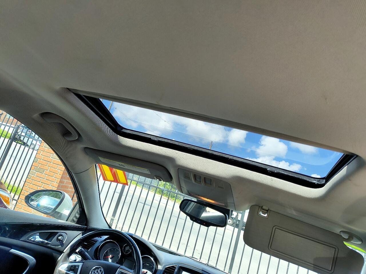 Buick Regal CXL - 6XL 2011 Buick Regal CXL - 6XL 2011