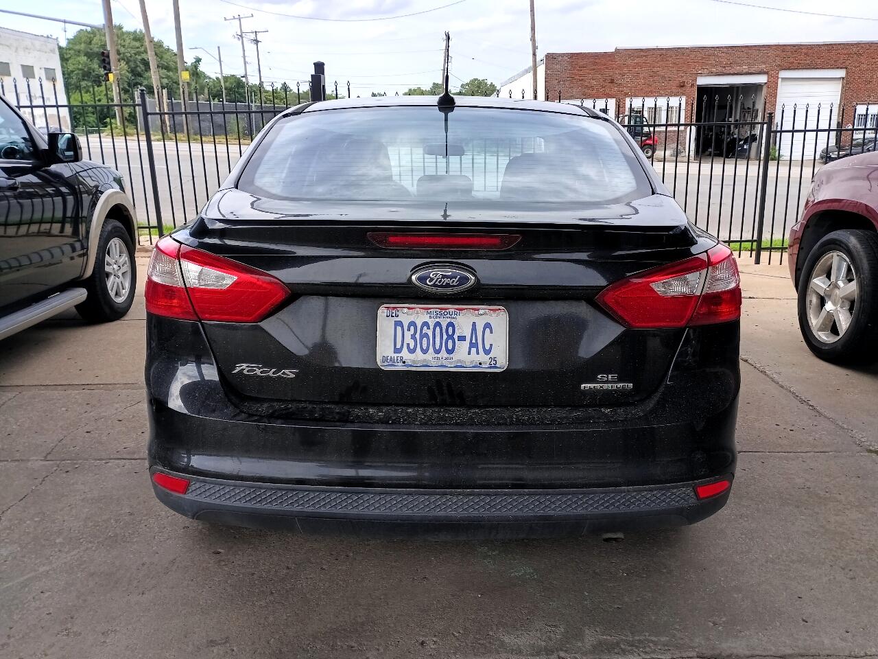 Ford Focus SE Sedan 2014 Ford Focus SE Sedan 2014