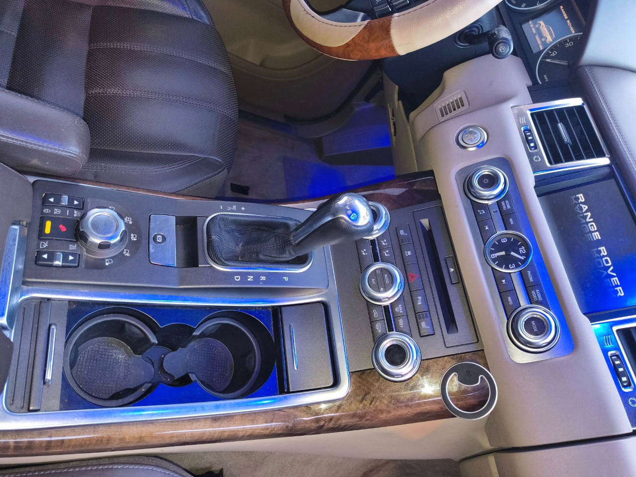 Land Rover Range Rover Sport HSE 2010 Land Rover Range Rover Sport HSE 2010