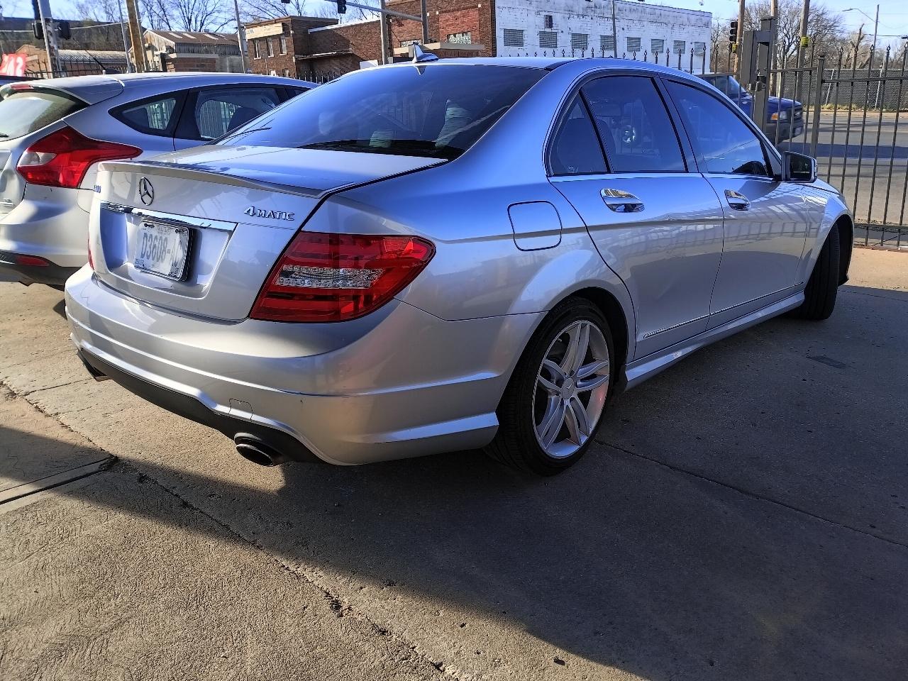 Mercedes-Benz C-Class C300 4MATIC Sport Sedan 2013